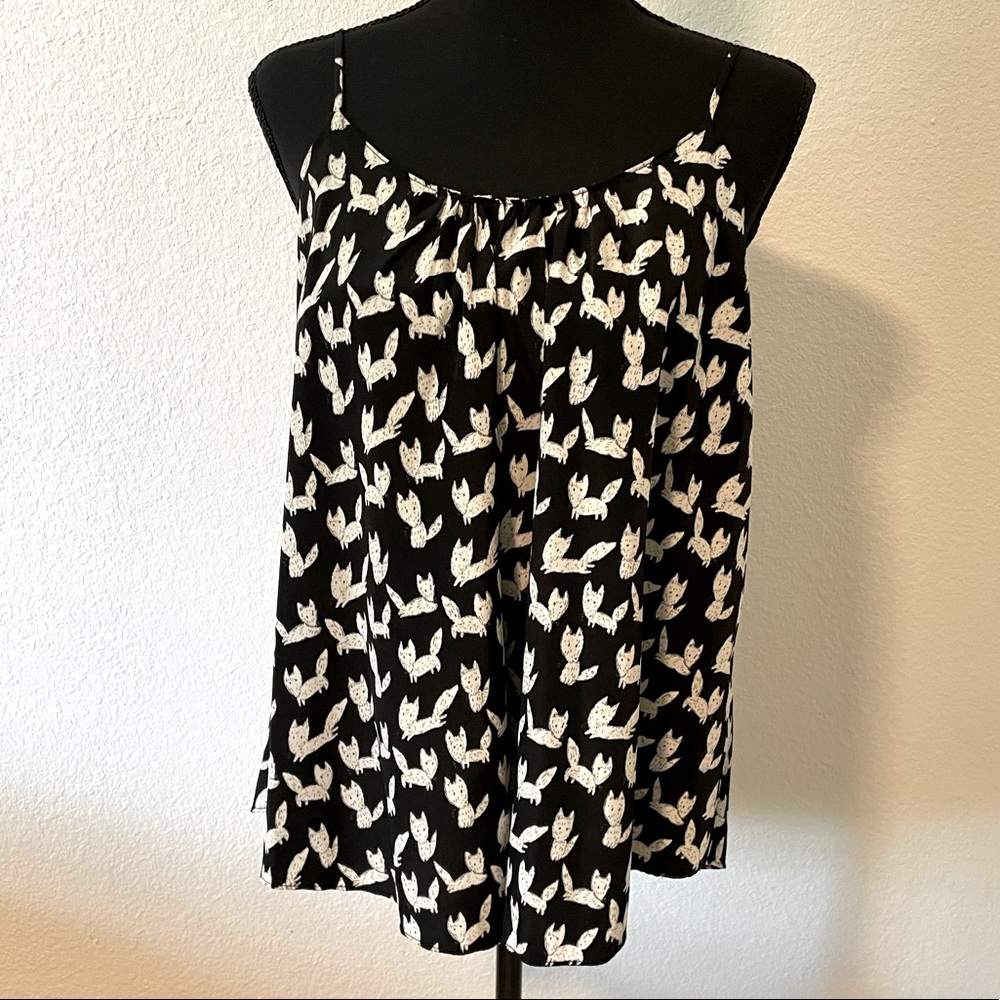 Forever 21 fox sketch top medium